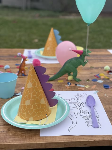 Pastel Dino Party, Baby Birthday Table Decorations, Colorful Dinosaur Birthday Party, Dinosaur Tea Party Birthday, Meri Meri Dinosaur Party, Dinosaur Tablescape, Dino 4th Birthday Party, Dinosaur Decorations Party, Boho Dinosaur Party