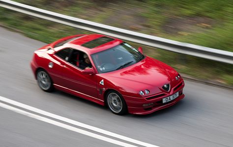 Alfa Romeo GTV Alfa Bertone, Alfa Gta, Alfa Gtv, Alfa Romeo Giulia Quadrifoglio, Custom Classic Cars, Alfa Romeo 4c, Alfa Romeo Gtv, Alfa Alfa, Alfa Romeo Cars