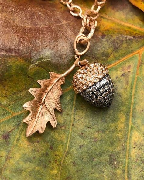 Acorn Jewelry, Accessories 2023, Symbol Of Luck, Fine Pearl Jewelry, Organic Art, Fall Accessories, Themed Jewelry, Oak Tree, Fabulous Fashion