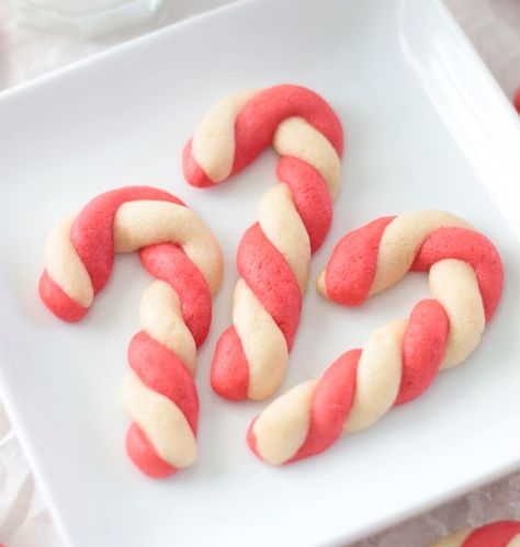 Classic Candy Cane Sugar Cookies (+ Video) Candy Cane Cookies With Almond Extract, Sugar Cookies With Almond Extract, Cookies With Almond Extract, Candy Cane Sugar Cookies, Heart Baking, Cookies Video, Candy Cane Cookies, Cookie Videos, Almond Extract