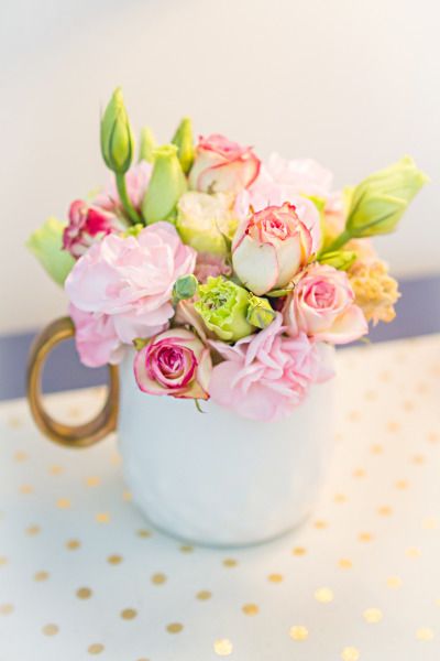 Flowers in a mug: http://www.stylemepretty.com/living/2015/04/13/a-sophisticated-city-themed-nursery/ | Photography: Threaded Together - http://threadedtogetherblog.com/ Teacup Flowers, Side Board, Flower Nursery, Garden Nursery, In A Mug, Pink Spring, Beautiful Flower Arrangements, Mors Dag, Spring Blooms