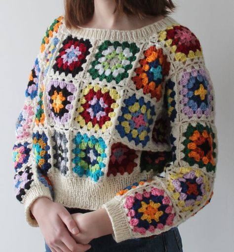 Granny Square Sweater Cropped Sweater Crochet Jumper Handmade Oversize Sweater READY TO SHIP - Etsy.de Cropped Sweater Crochet, Square Sweater, Granny Square Sweater, Crochet Jumper, Oversize Pullover, Pull Oversize, Sweater Crop, Crochet Blouse, Pullover Sweater Women