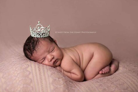 Mauve Pink Posing Fabric 2 Yards Mauve Newborn Photography, Newborn Crown, Newborn Baby Girl Gifts, Crown Photos, Baby Crown, Baby Niece, Gifts Photography, Girls Crown, Birthday Crown