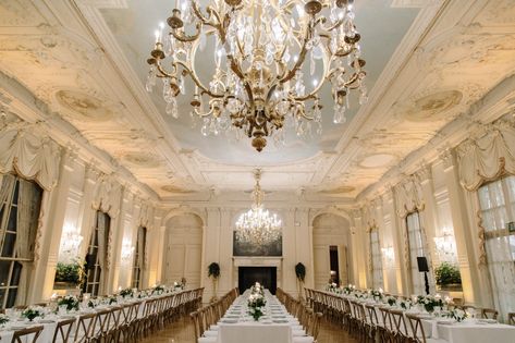 Mansion Wedding Reception, Newport Ri Mansions, Rosecliff Mansion Wedding, Palace Design, Rosecliff Mansion, Newport Ri Wedding, Long Table Wedding, 3 Hairstyles, Classic Wedding Ideas