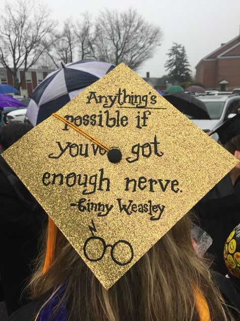 Harry Potter graduation cap Graduation Cap Ideas Harry Potter, Harry Potter Cap Decoration Graduation, Grad Cap Ideas Harry Potter, Harry Potter Graduation Cap Ideas, Httyd Graduation Cap, Harry Potter Grad Caps, Graduate Cap Ideas, Book Graduation Cap, Harry Potter Graduation Party