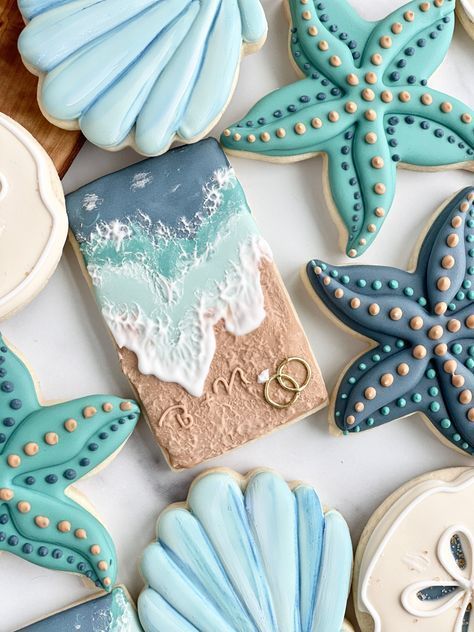 North Carolina Cookies Decorated, Beach Wedding Cookies Decorated, Beach Themed Cookies Decorated, Starfish Cookies Decorated, Beach Theme Sugar Cookies, Seashell Cookies Decorated, Vacation Cookies Decorated, Beach Cookies Royal Icing, Beach Sugar Cookies Decorated