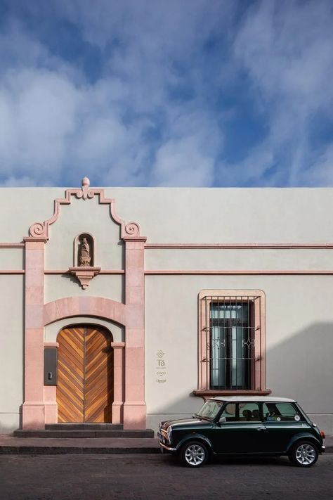 Anonimous and JAHS repurpose historic Querétaro villa as boutique hotel 1900s Mansion, Boutique Hotel Exterior, Pink Hotel, Hotel Exterior, Mexico Hotels, Concrete Home, Hotel Building, Thatched Roof, Small Hotel