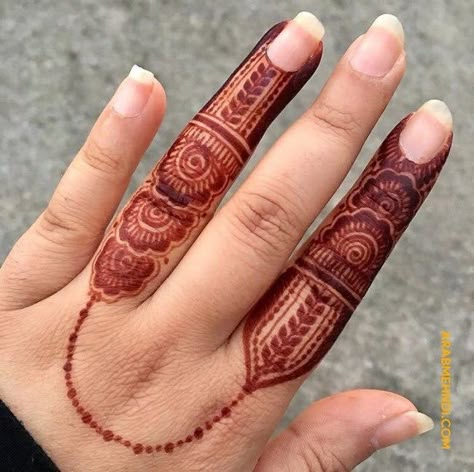 50 Engagement Mehndi Design (Henna Design) - October 2019 Mehndi Design Engagement, Engagement Mehndi Design, Mehndi Designs Images, Latest Finger Mehndi Designs, Engagement Henna, Eid Mehndi, Engagement Mehndi, Finger Henna Designs, Eid Mehndi Designs