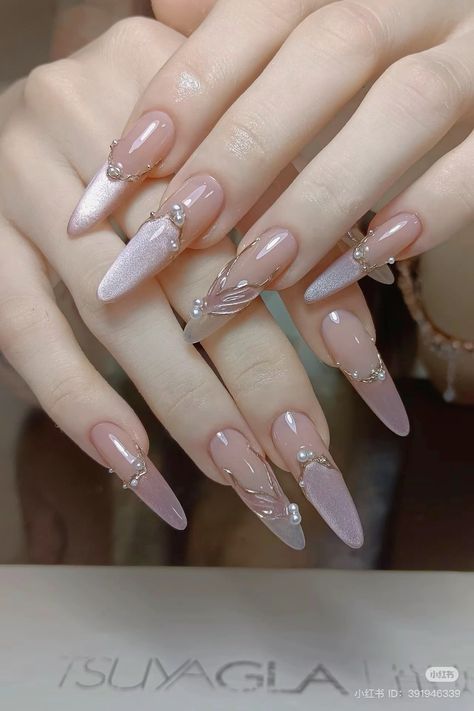 Pink And White Cat Eye Nails, Long Nails Design 2024, Cateyes Nails Design, Cutesy Nails, Douyin Nails, Holiday Abroad, Sharing A Room, Asian Nails, Long Acrylic Nail Designs