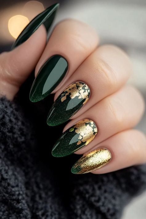 13 Stunning Dark Green Nails Perfect For Any Season Dip Nail Designs Green, Forest Green Nails With Gold, Dark Green Aesthetic Nails, Acrylic Nail Designs Green, Prom Aesthetic, Nye Nails, Baby Boomers Nails, Gold Acrylic Nails, Chic Nail Art