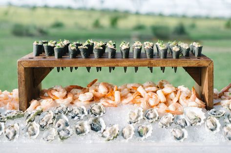 Seafood Buffet Ideas, Reception Appetizers, Summer Wedding Menu, Wedding Food Stations, Seafood Buffet, Nautical Wedding Invitations, Raw Bar, Buffet Ideas, Appetizers For A Crowd