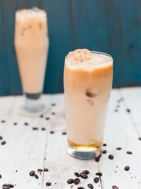 Cinnamon Whiskey Coffee Cocktail - Dad With A Pan Alcoholic Coffee Drinks, Cinnamon Whiskey, Coffee With Alcohol, Bourbon Cocktails, Coffee Cocktails, Alcohol Drink Recipes, Drinks Alcohol Recipes, Alcohol Recipes, Cold Brew Coffee