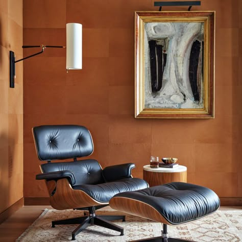 Luxe Magazine, Bedroom Nook, Lounge Chair And Ottoman, Iconic Chairs, Eames Chairs, Leather Lounge Chair, Luxe Interiors, Charles Eames, Leather Lounge