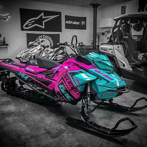 Sled Wraps, Sled Wraps Snowmobiles, Snow Sleds, Snowmobile Girl, Cool Snowmobile Pictures, Skidoo Snowmobile, Sledding Snowmobile, Ice Fishing Snowmobile, Android Wallpaper Dark