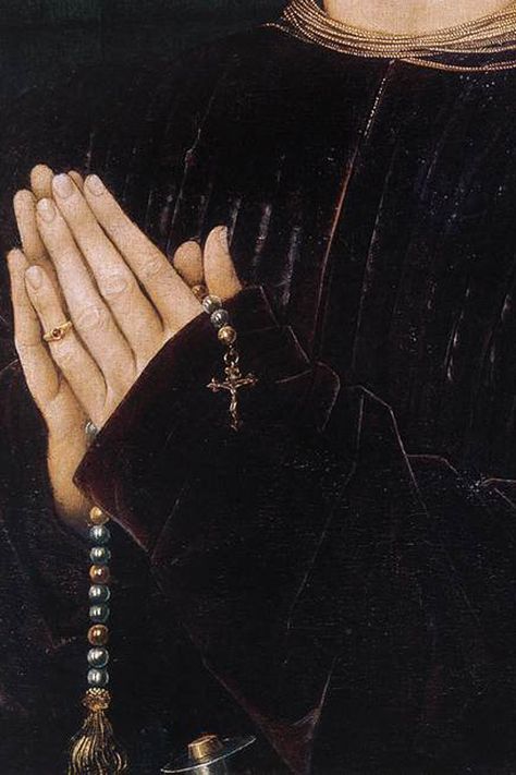 Philippe de Croy, Seigneur of Sempy (detail) by Rogier van der Weyden, 1399- 1464 Prayer Hands Aesthetic, Old Paintings Aesthetic, Hand Postures, Rosary Aesthetic, Dramatic Poses, Portuguese Empire, Painted Hands, Victorian Princess, Paint Fashion