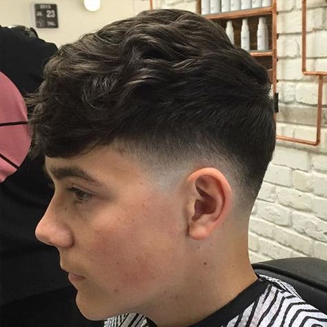 Low Fade Mens Haircut, High Top Fade Haircut, Top Fade Haircut, Types Of Fade Haircut, Best Fade Haircuts, Low Skin Fade, Mens Hairstyles Fade, Low Fade Haircut, Tapered Haircut