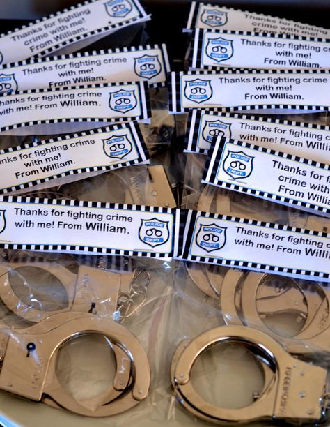 Police Birthday Party Favors - handcuffs Police Birthday Party Ideas, Policeman Birthday Party, Policeman Party, Police Birthday Cakes, Police Themed Birthday Party, Police Theme Party, Cop Party, Police Officer Birthday, Police Birthday Party