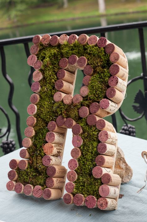 Wine Cork + Moss Letter Art Cork Centerpieces, Wine Cork Letters, Cork Letters, Wine Cork Crafts Christmas, Diy Cork Board, Cork Crafts Christmas, Wine Cork Diy Crafts, Cork Crafts Diy, Wine Cork Diy