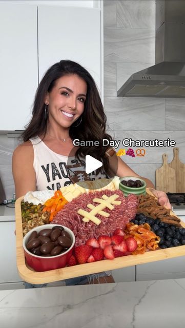 Ainsley Rodriguez on Instagram: "#gameday charcuterie! This was actually my first ever charcuterie board and I think it came out SO CUTE! It was very easy to put together as well and the travel case for it is GENIUS!
.
#footballsunday #footballcharcuterie" Travel Charcuterie Board, Travel Charcuterie, Ainsley Rodriguez, Football Sunday, September 22, Charcuterie Board, Travel Case, So Cute, Things To Think About