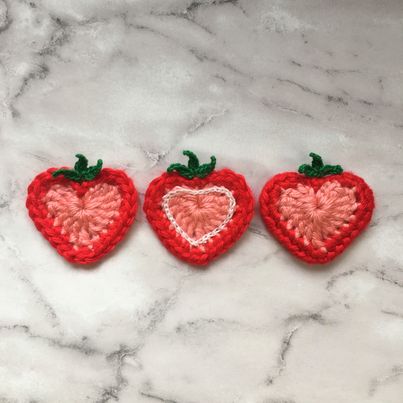 Heart-Shaped Strawberry Slice Strawberry Crochet Blanket Pattern, Crochet Strawberry Slice, Heart Crochet Projects, Crochet Strawberry Patch, Crochet Flat Strawberry, Strawberry Applique Crochet, Strawberry Coaster Crochet, Strawberry Granny Square, Heart Shaped Things