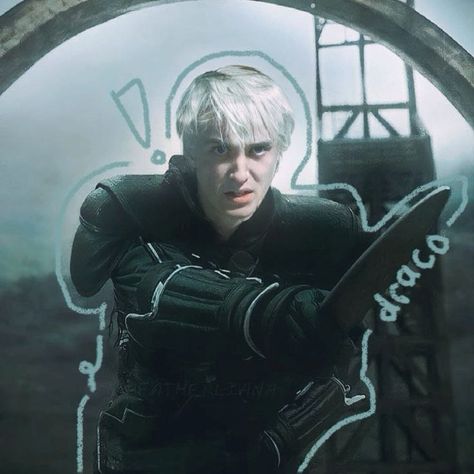 Dracotok 2020, Slytherin Pfp, Harry Pfp, Draco Malfoy Pfp, Harry Potter Pfp, Draco Malfoy Icon, Hp Slytherin, Draco Malfoy Funny, Harry Potter Draco