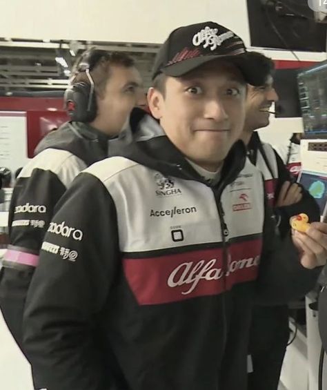 Zhou Guanyu Funny, F1 Reaction Pics, F1 Flags, F1 Journal, Funny F1, F1 Meme, Zhou Guanyu, Reaction Photos, F1 Memes