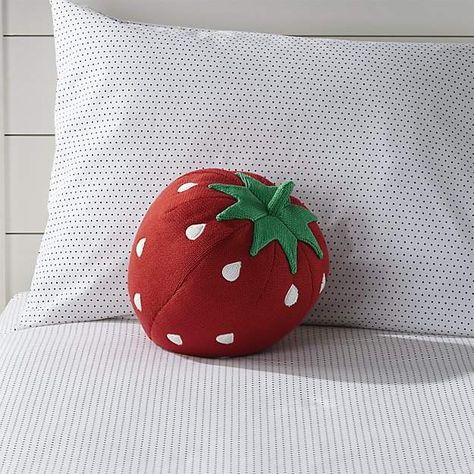 Quirky Throw Pillows, Throw Pillows For Bedroom, Strawberry Pillow, Kawaii Pillow, Cute Pillow, Red Pillow, Knit Throw, Modern Furniture Stores, Cute Pillows