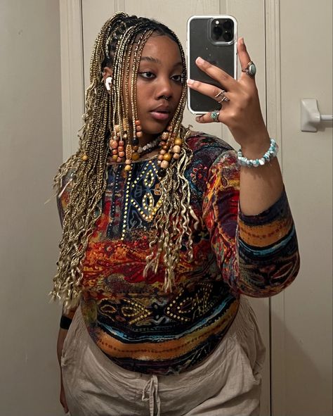 Cute Box Braids, Synthetic Dreadlocks, Hairstyle Inspo, Cute Box Braids Hairstyles, Earthy Outfits, Pretty Ppl, Braid Ideas, Locs Hairstyles, Box Braids Hairstyles