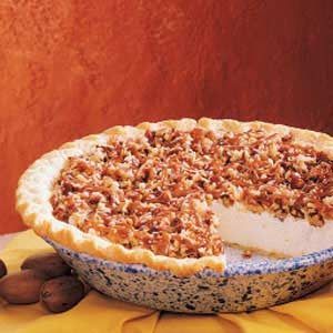 Caramel Pecan Cheesecake Pie, Cheesecake Pie Recipes, Caramel Pecan Cheesecake, Pumpkin Cream Cheese Pie, Pecan Desserts, Pecan Pie Cheesecake, Pecan Cheesecake, Pumpkin Pie Cheesecake, Cheesecake Pie