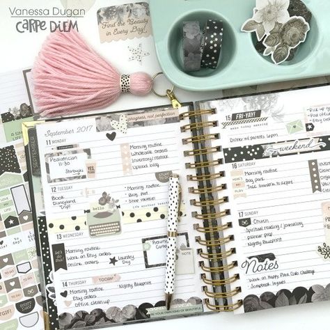 Carpe Diem Planner, Spiral Planner, Kikki K Planner, Clean Crafts, Moving Supplies, Bullet Journal Hacks, Spiral Planners, Pretty Planners, Filofax Planners