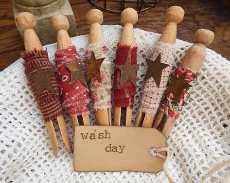 Clothespins Crafts, Primitive Bowl Fillers, Clothespin People, Jar Fillers, Farmhouse Decorations, Rustic Bowl, Red Rag, Wash Room, Cheap Thrills