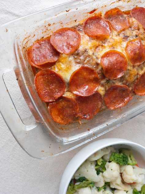 Pepperoni Pizza Meatloaf | 12 Tomatoes Pepperoni Pizza Meatloaf, Pizza Meatloaf, Meatloaf Ingredients, Personal Pizza, Good Meatloaf Recipe, Best Meatloaf, How To Make Pizza, Meatloaf Recipes, Pizza Sauce