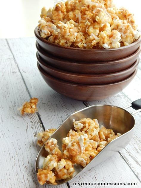 Toasted Coconut Caramel Popcorn Recipe Coconut Popcorn, Carmel Popcorn, Coconut Recipe, Popcorn Recipes Caramel, Popcorn Treats, Homemade Candy, Coconut Caramel, Flavored Popcorn, Champagne Bar