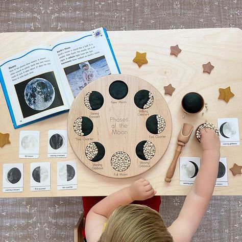 Moon Waxing Crescent, Moon Phases Activities, Montessori Activities Preschool, Moon Activities, Montessori Educational Toys, Montessori Preschool, Early Childhood Development, Phases Of The Moon, Lunar Cycle