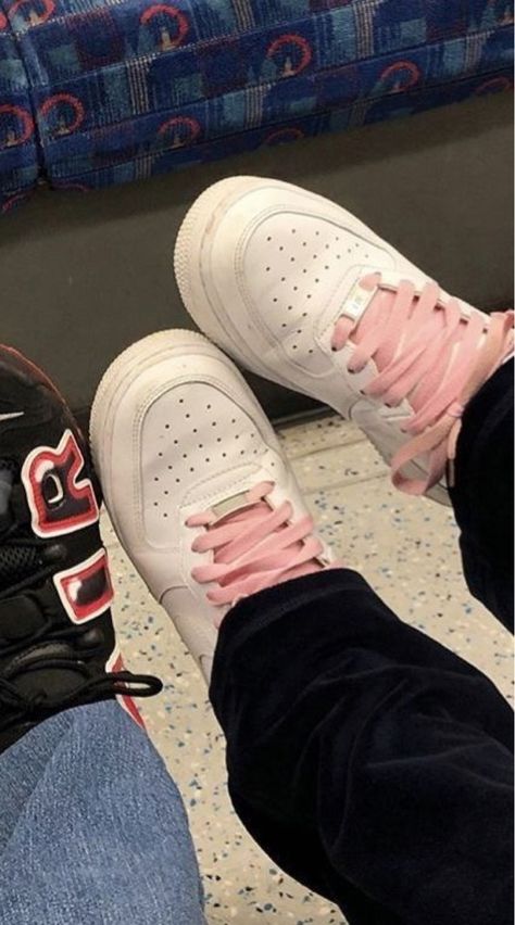 White Converse, Hype Shoes, Aesthetic Shoes, Shoe Inspo, Swag Shoes, Pink Shoes, Pretty Shoes, Dream Shoes, Trendy Shoes