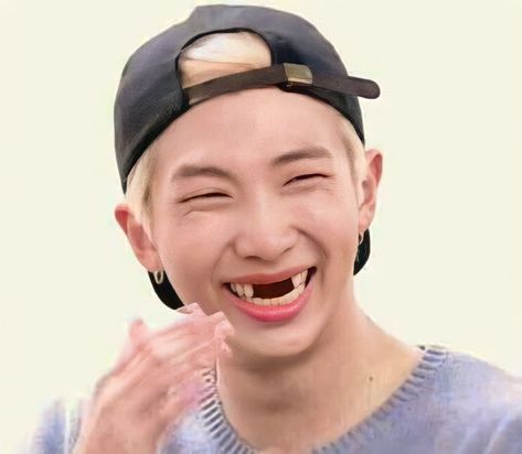 Rm funny look 😀#edits Rm Cursed Pictures, Rm Memes Funny, Funny Rm Pictures, Rm Funny Pics, Bts Funny Pic, Catie Core, Rm Funny Face, Funny Bts Faces, Funny Bts Pics