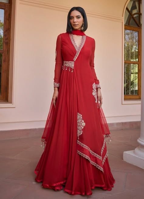 Red Layered Embroidered Anarkali Gown Isha Gupta Tayal - Fabilicious Fashion Gown From Saree Ideas, Anarkali From Saree Ideas, Designer Indian Outfits, Dupatta Designs Ideas, Red Anarkali Suits, Georgette Kurtis, Red Anarkali, Dupatta Designs, Anarkali Designs