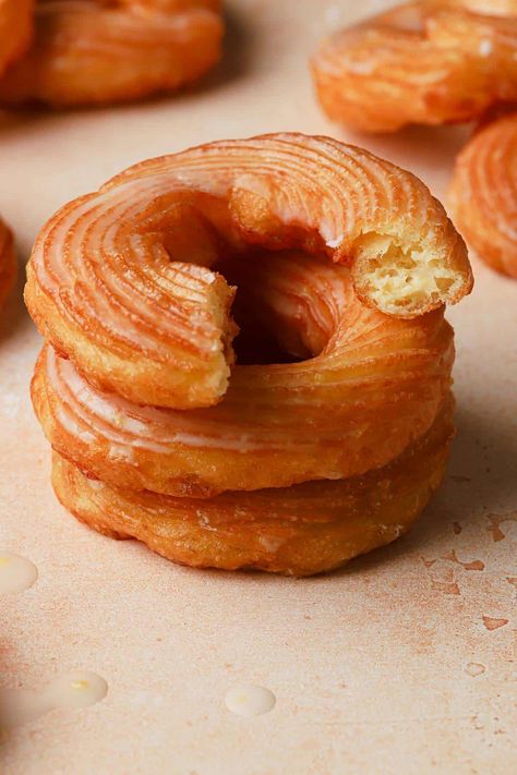 Cruller Donut, French Cruller Donut, French Cruller, Cruller Donuts, French Crullers, Cream Puff Recipe, Healthy Donuts, Puff Recipe, Filled Donuts