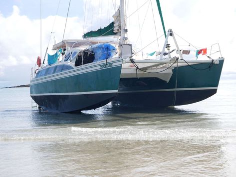 Aluminium catamaran Cat Flotteur 42 for sale in New Caledonia The Cat Flotteur 42 is a robust and seaworthy catamaran designed by Michel Joubert and constructed in 1996 at the renowned French shipyard Prometa. Be... Used Sailboats For Sale, Used Sailboats, Catamaran For Sale, Sailboats For Sale, Wind Generator, Outboard Motors, New Caledonia, Off Grid Living, Motor Boats