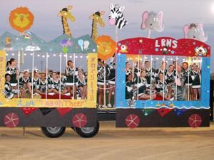 It was like a circus all week at Liberty Ranch High School as they celebrated their second annual Up and Coming spirit week. This is Liberty Ranch’s second year open Halloween Parade Float, Parade Float Ideas, Circus Parade, Carnival Floats, Rally Idea, Homecoming Floats, Christmas Parade Floats, Under The Big Top, Parade Ideas