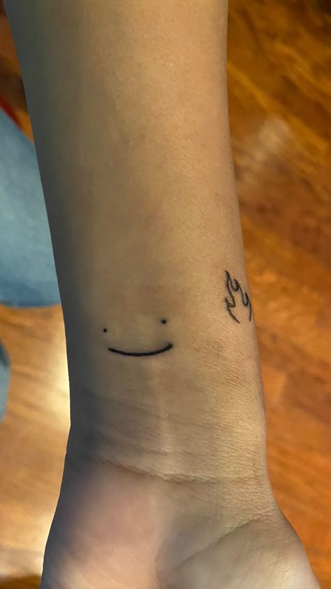 Sapnap Tattoo Ideas, Dreamsmp Tattoo Ideas, Dream Team Tattoo, Tattoo Ideas Minecraft, Dreamsmp Tattoo, Mcyt Tattoo, Lovejoy Tattoo, Dsmp Tattoo, Minecraft Tattoo Ideas