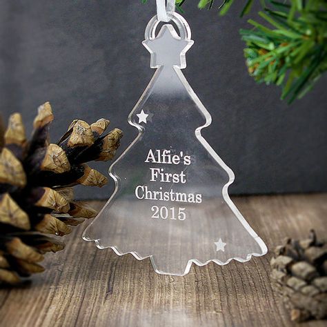 Personalised Acrylic Tree Shape Christmas Decoration, Add Any Message Epoxy Ornaments, Christmas Business Ideas, Crafts Business Ideas, Glow Forge Ideas, Valentine Keychain, Acrylic Projects, Vinyl Ornaments, Personalised Christmas Gifts, Winter Wedding Favors