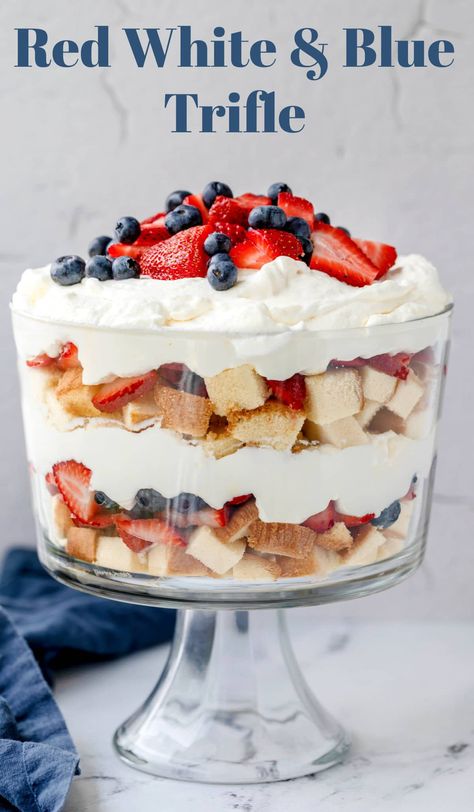 Summer Trifle Desserts, Pound Cake Trifle, Red White And Blue Trifle, Puddings Dessert, Blueberry Trifle, Festive Dessert Recipes, Homemade Pound Cake, Fruit Desserts Easy, No Bake Summer Desserts