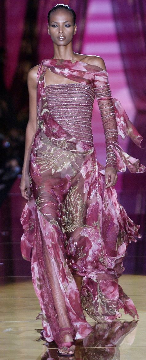 Vera Wang Fashion Show, Ellie Saab 2005, Elie Saab 2003 Couture, Elie Saab 2003, Elle Saab, Hot Couture, Ellie Saab, Elie Saab Fall, 90s Runway Fashion