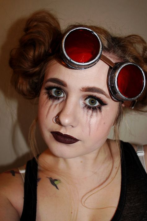 Easy Steampunk Makeup, Steam Punk Makeup Ideas, Steam Punk Hairstyles, Punk Makeup Ideas, Steampunk Makeup And Hair, Steampunk Makeup Ideas, Steampunk Makeup Halloween, Midsummer Makeup, Felix Costume