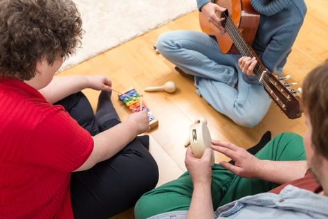 Warning: music therapy comes with risks | OUPblog Teen Words, Amyotrophic Lateral, Creative Arts Therapy, Music Therapist, School Assemblies, Improve Communication Skills, Music Lesson, Art Therapist, Nonverbal Communication