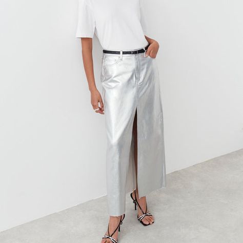 Silver Long Skirt Outfit, Long Silver Skirt Outfit, Long Skirt Outfit, Straight Maxi Skirt, Faux Skirt, Street Mode, Euphoria Aesthetic, Pu Skirt, Y2k Fall