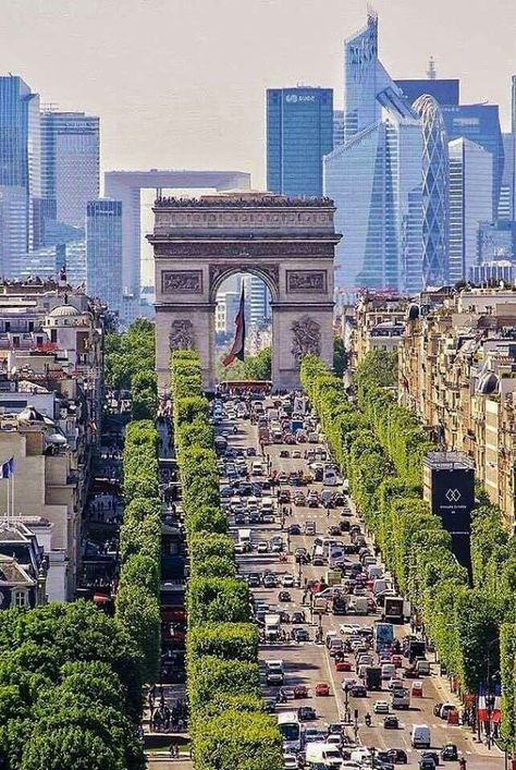 French Posters, Champs Elysees Paris, Get Paid To Travel, Paid To Travel, City Scapes, Travel Paris, Beautiful Paris, Travel France, Dream Trip