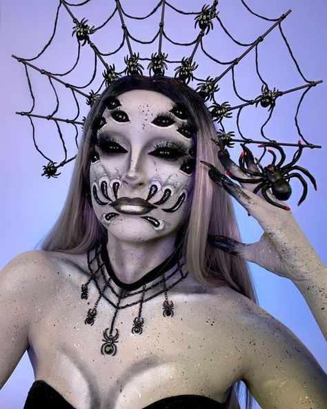 Creepy Spider Makeup, Spider Queen Makeup Halloween, Spider Sfx Makeup, Arachnophobia Makeup, Bladesong Wizard, Crazy Costume Ideas, Spider Makeup Looks, Spider Queen Makeup, Spider Makeup Halloween