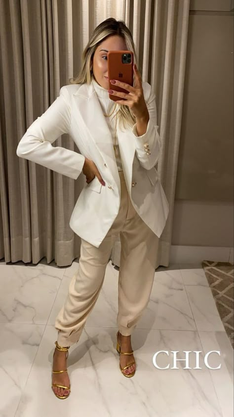 Blazer Off White, Color Blocking Outfits, Blazer Beige, Ulzzang Fashion, Blazer Outfits, Formal Outfit, Look Chic, Business Women, Casual Looks